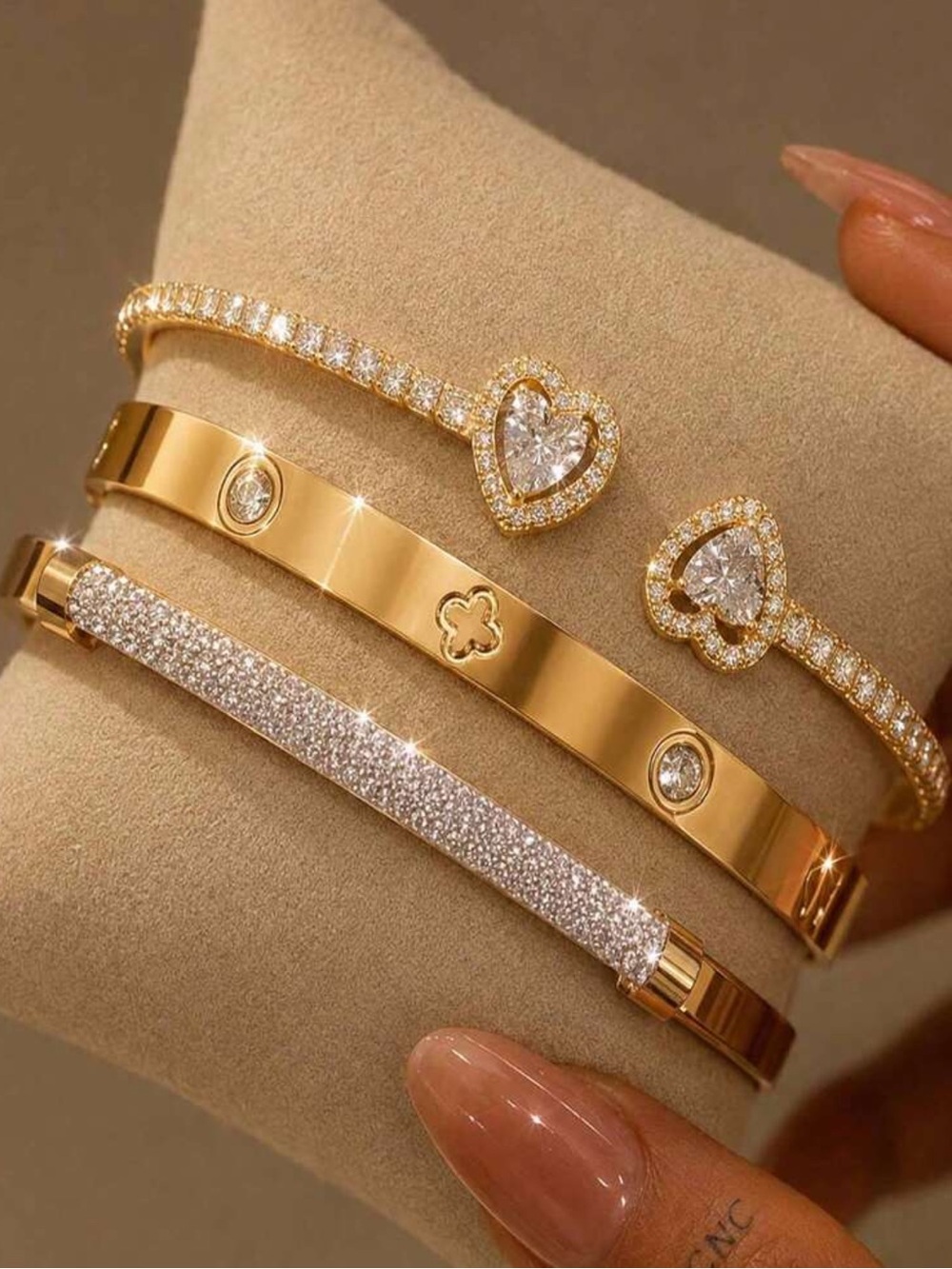 Gold Heart Crystal Cuff Bracelet - Elegant Women's Jewelry